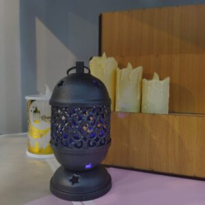 Metal lantern / فانوس معدن